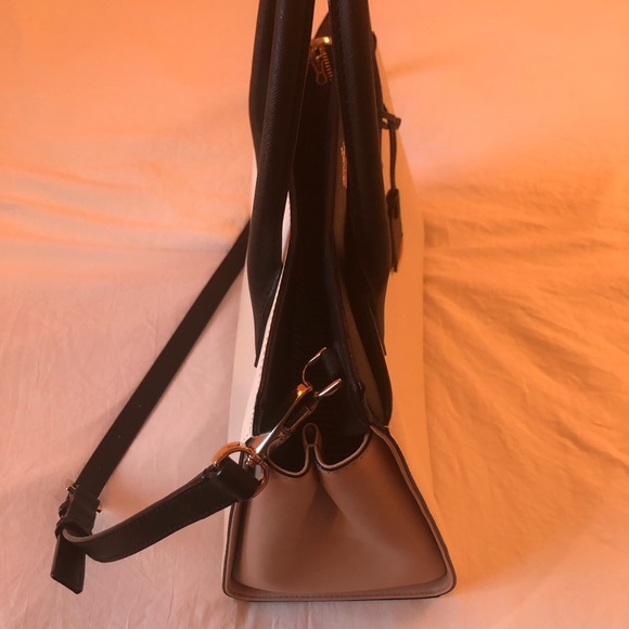 *SOLD* - Picture 4 of 8